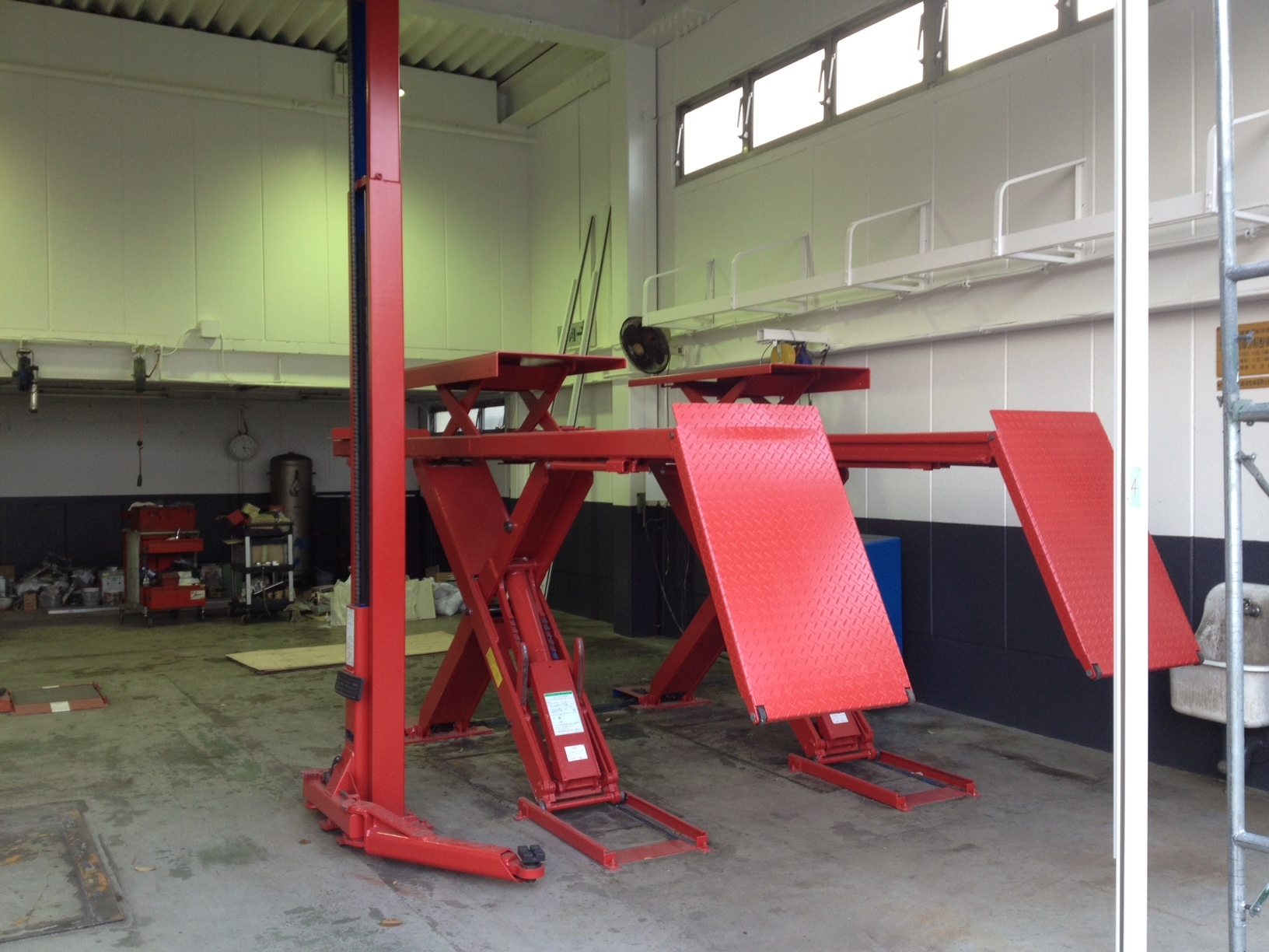 工場改装途中経過！