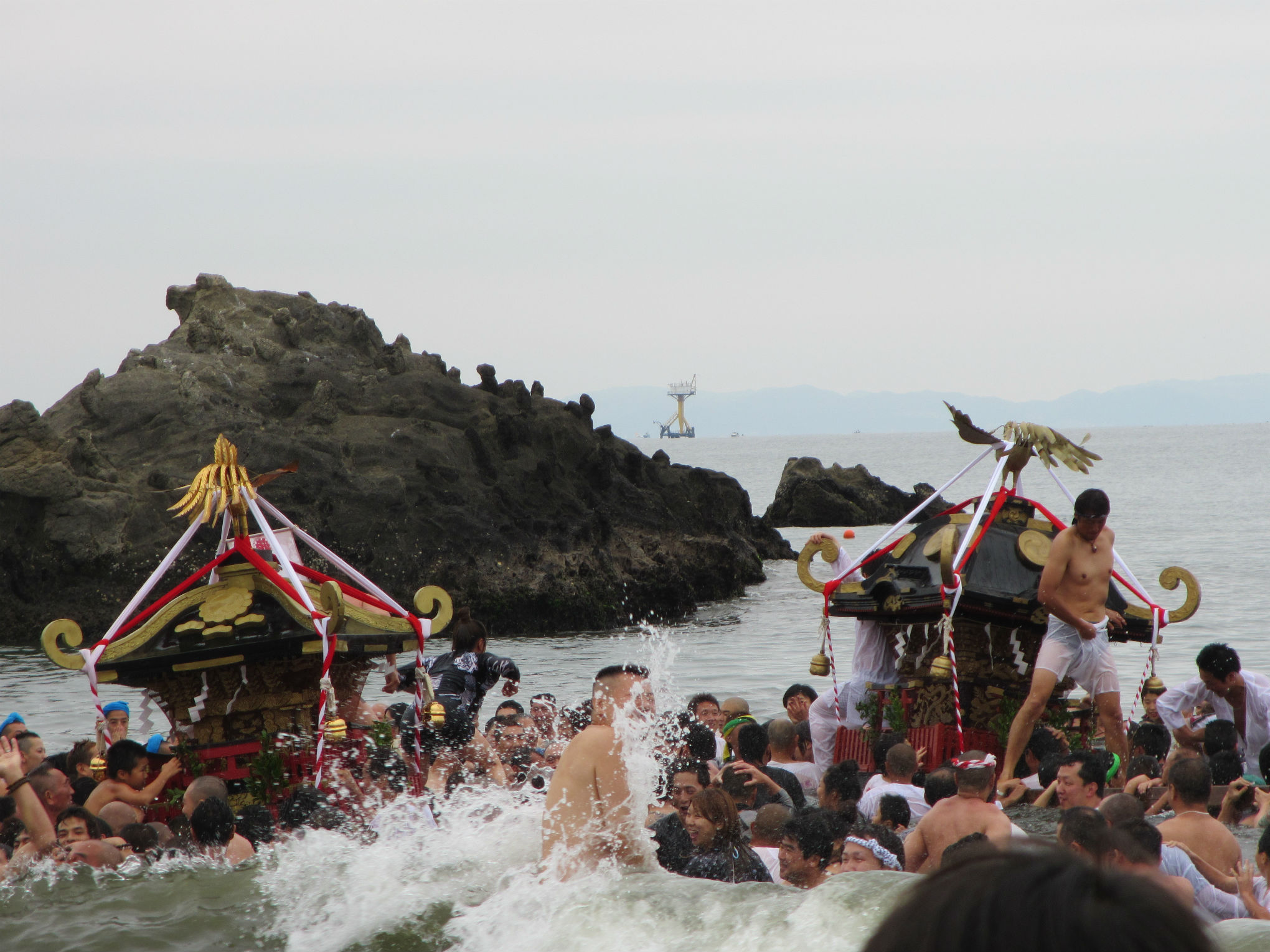 大磯海水浴場海開き