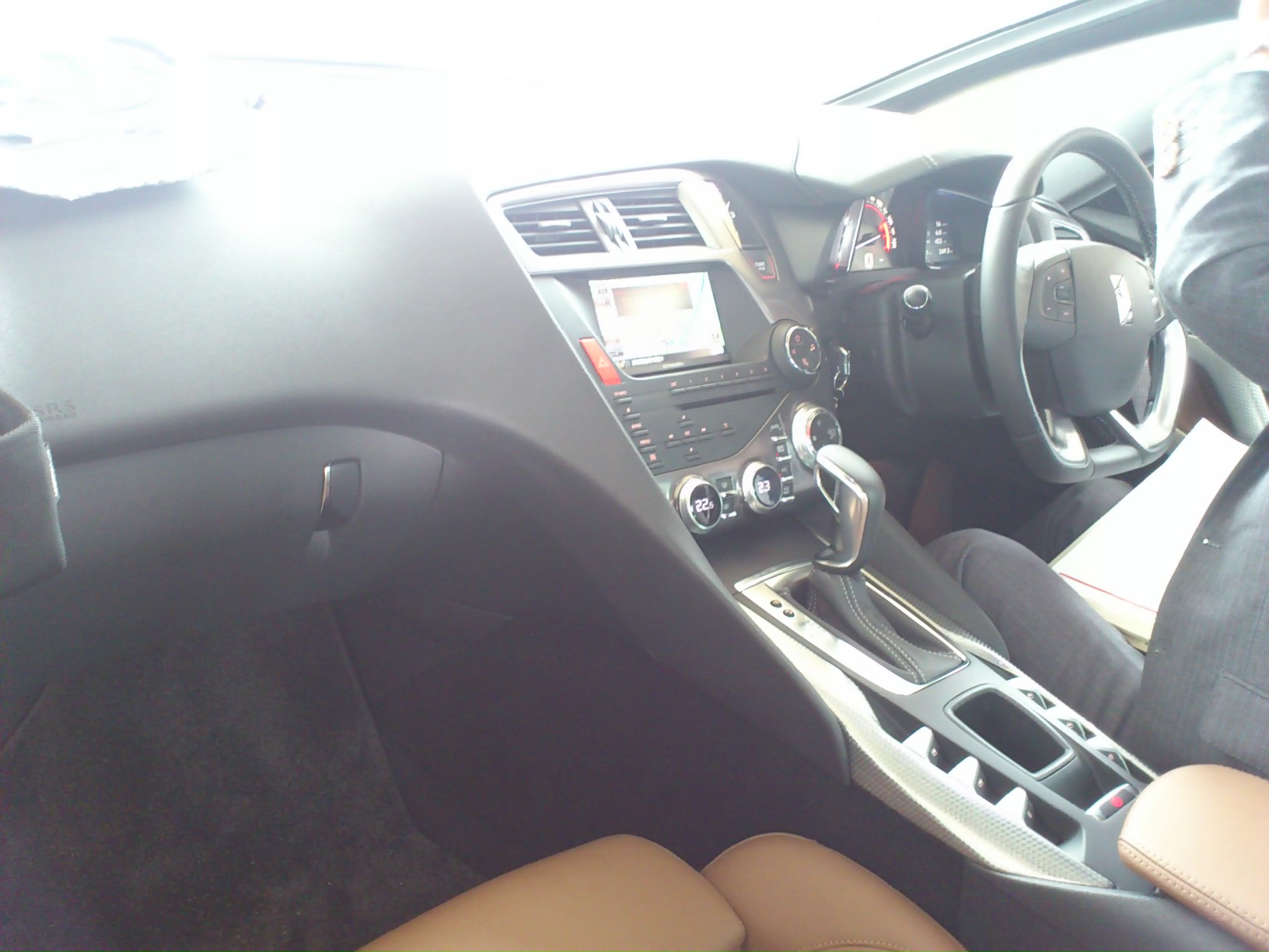 ＤＳ５予約受付開始！　ブログ読者様限定サービスはブログの最後に！　（前編）