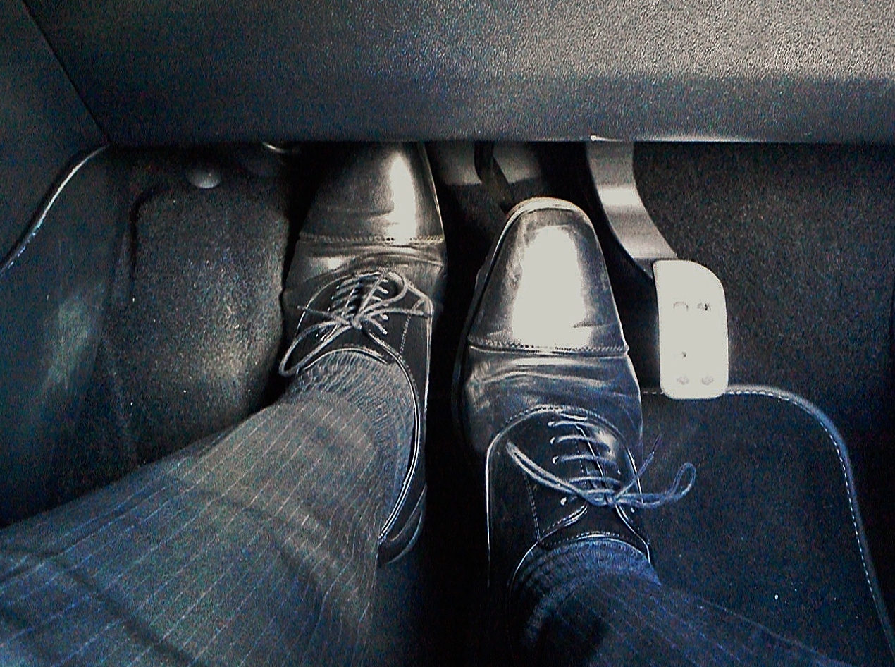 右ハンドルでも気にしない