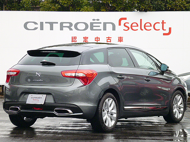 初！DS5認定中古車