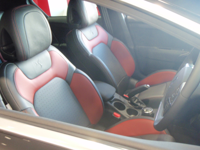 DS4展示車紹介！