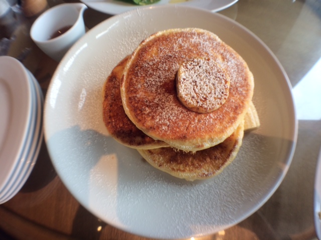早朝、海遊びにて世界一の朝食を！