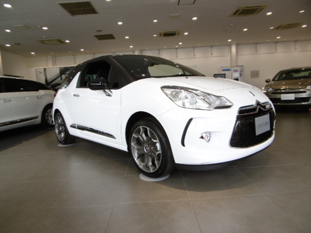 DS3 Chic 特別仕様車　デビュ－