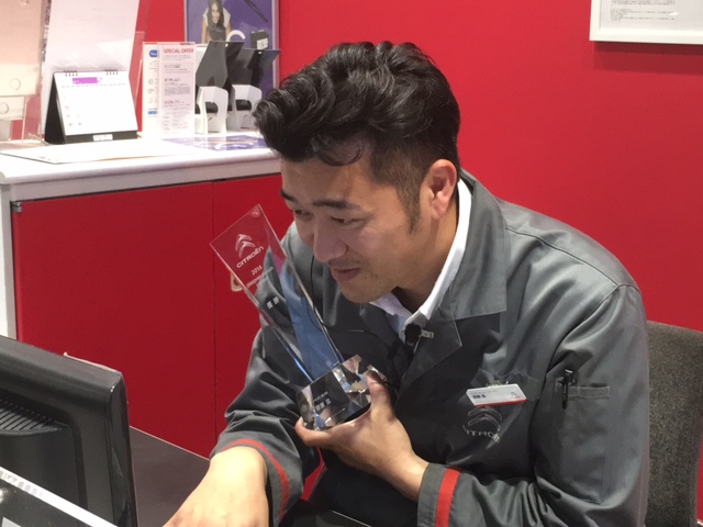 シトロエン横浜緑ご紹介でゴザイマス♪スタッフ紹介②