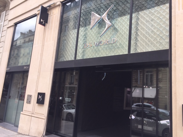 シトロエンディスカバリーツアーにてフランスへ