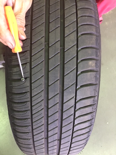 タイヤパンク修理！