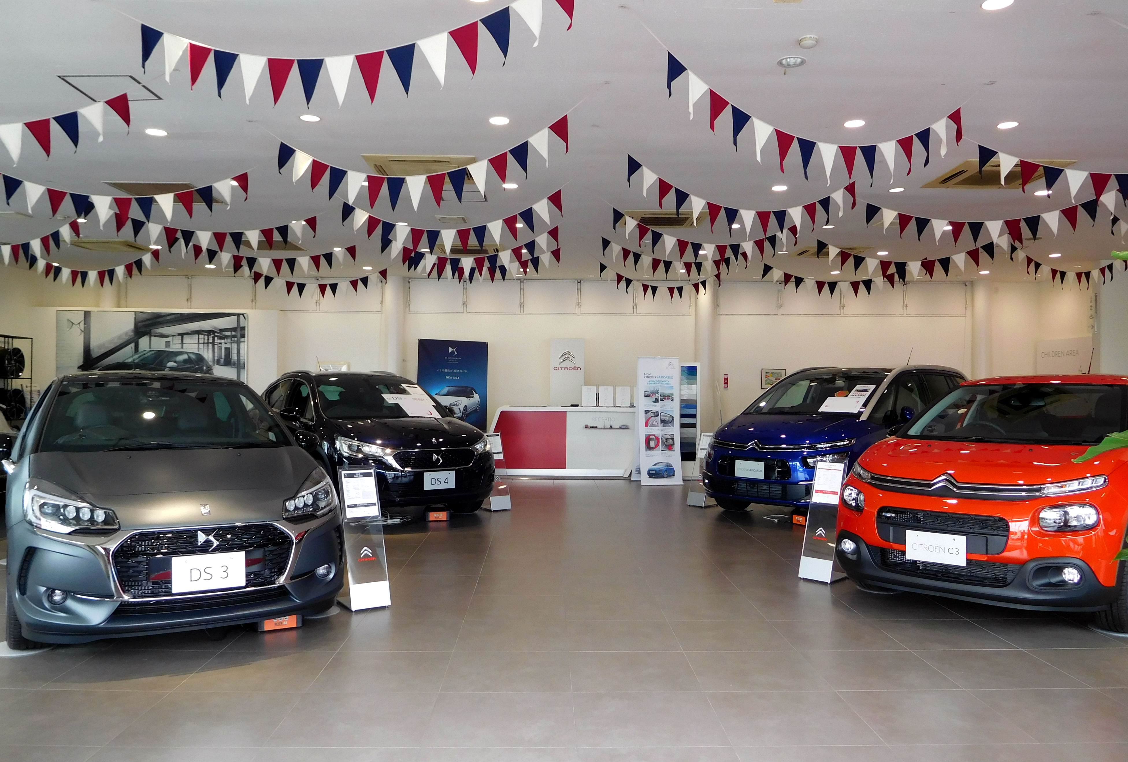 NEW C3 FEEL初お目見え