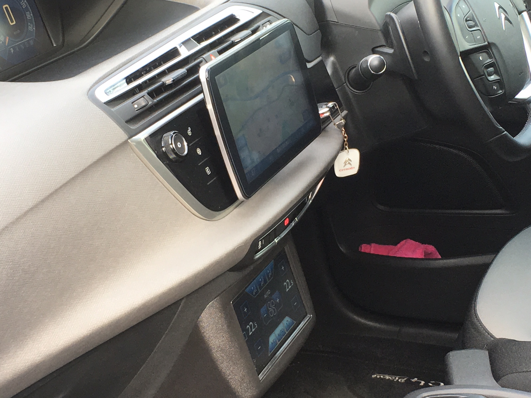 ピカソ　オリジナルナビマークⅡ、9インチでござるヨ♪