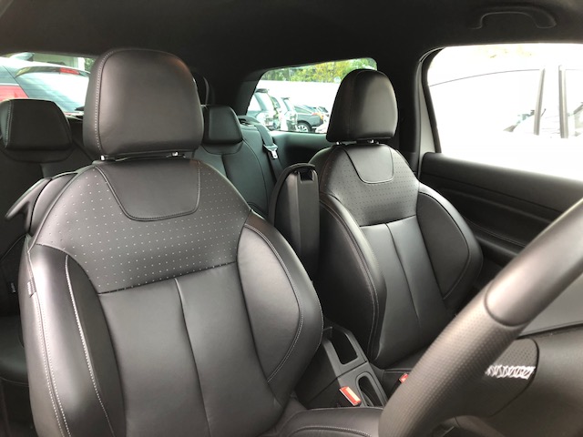 中古車情報です！！