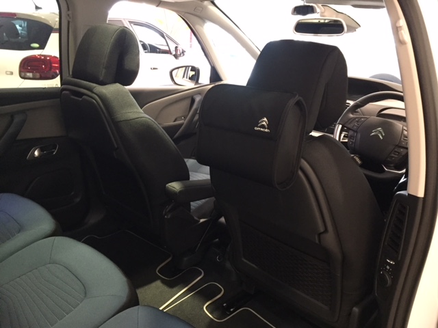 C4 PICASSO でキャンプ！