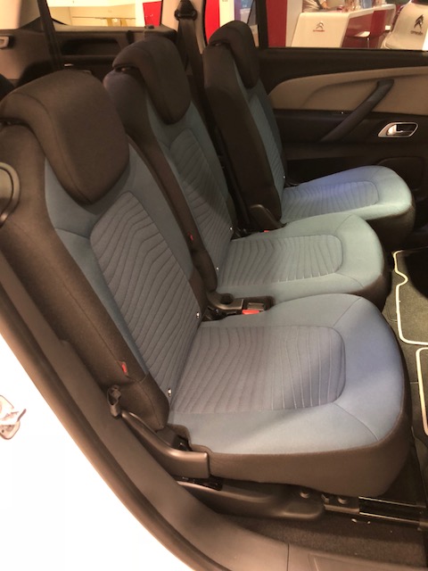 梅雨ですが・・・