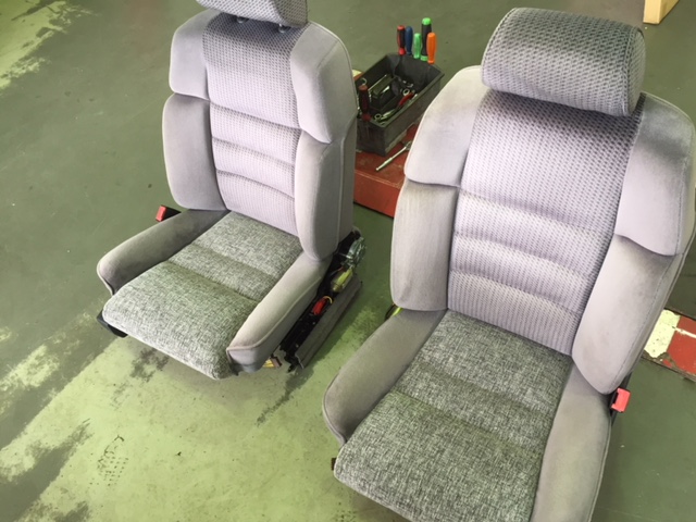 シート張替！！