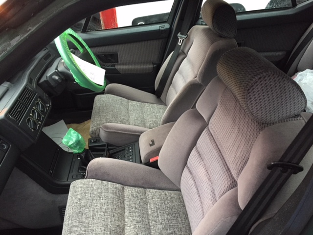 シート張替！！