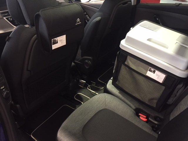 夏のレジャーはPICASSOで決まり ！引き続き展示中です！