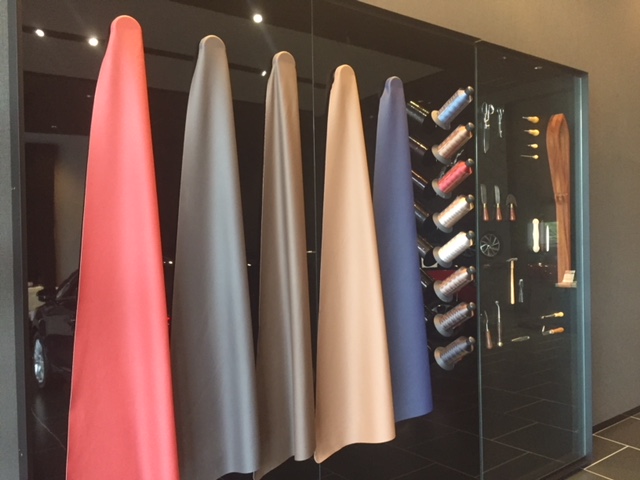 シトロエン・DS福岡店へ行って参りました。