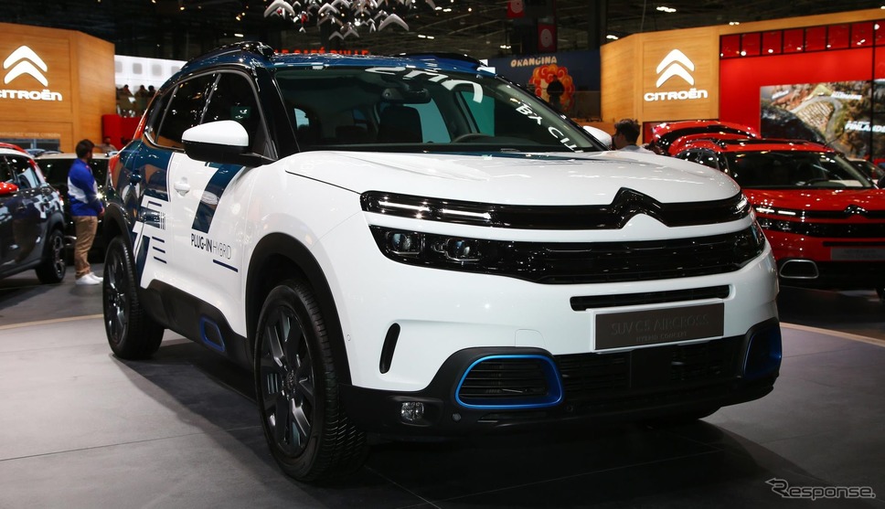 今季発売のクルマが沢山でゴザイマスよ。