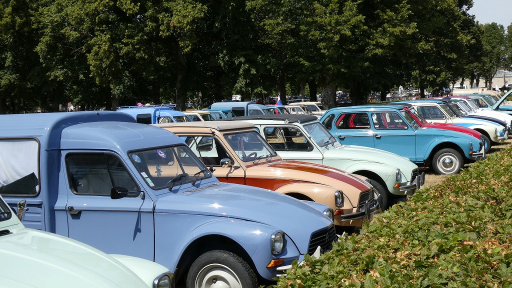 100周年だよ！全員集合！