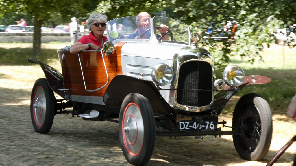 100周年だよ！全員集合！