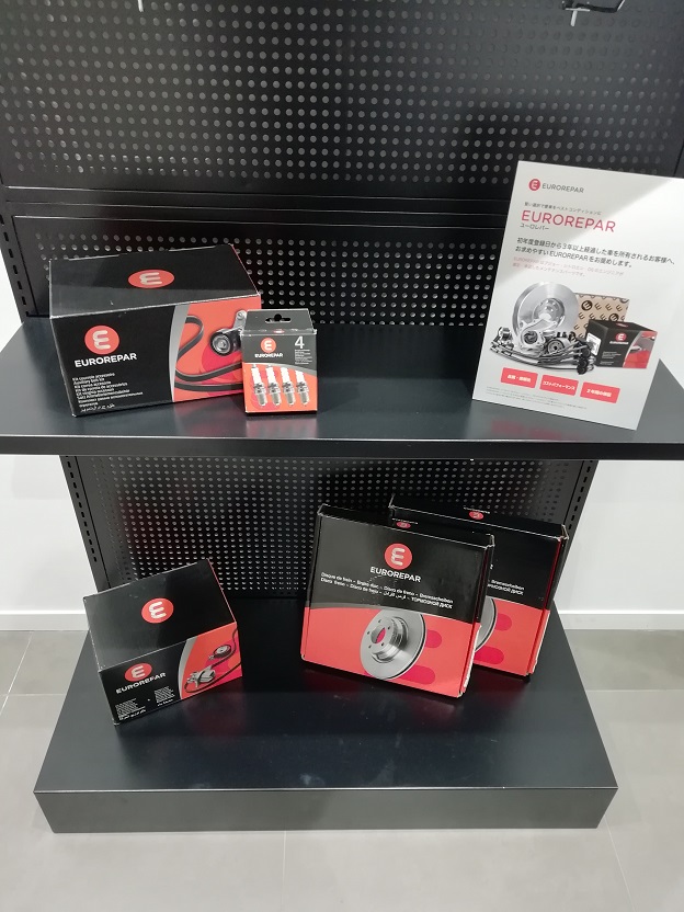 EUROREPAR パーツ展示いたしております。