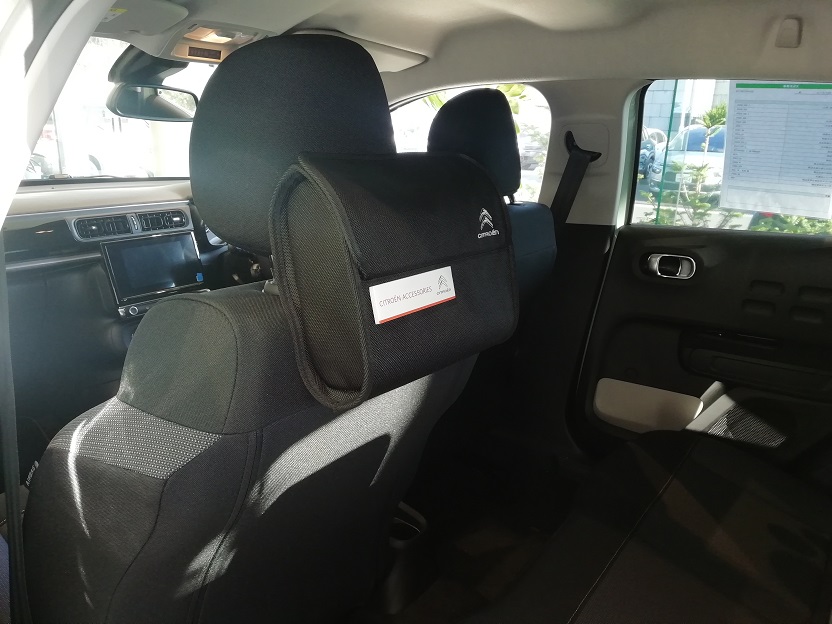 アクセサリーのご案内！