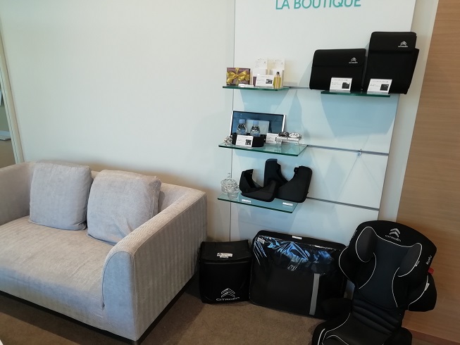 アクセサリーのご案内！