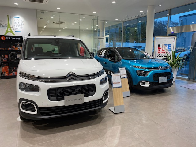 展示車のご紹介