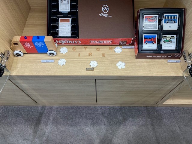 ブテックディスプレイのご紹介