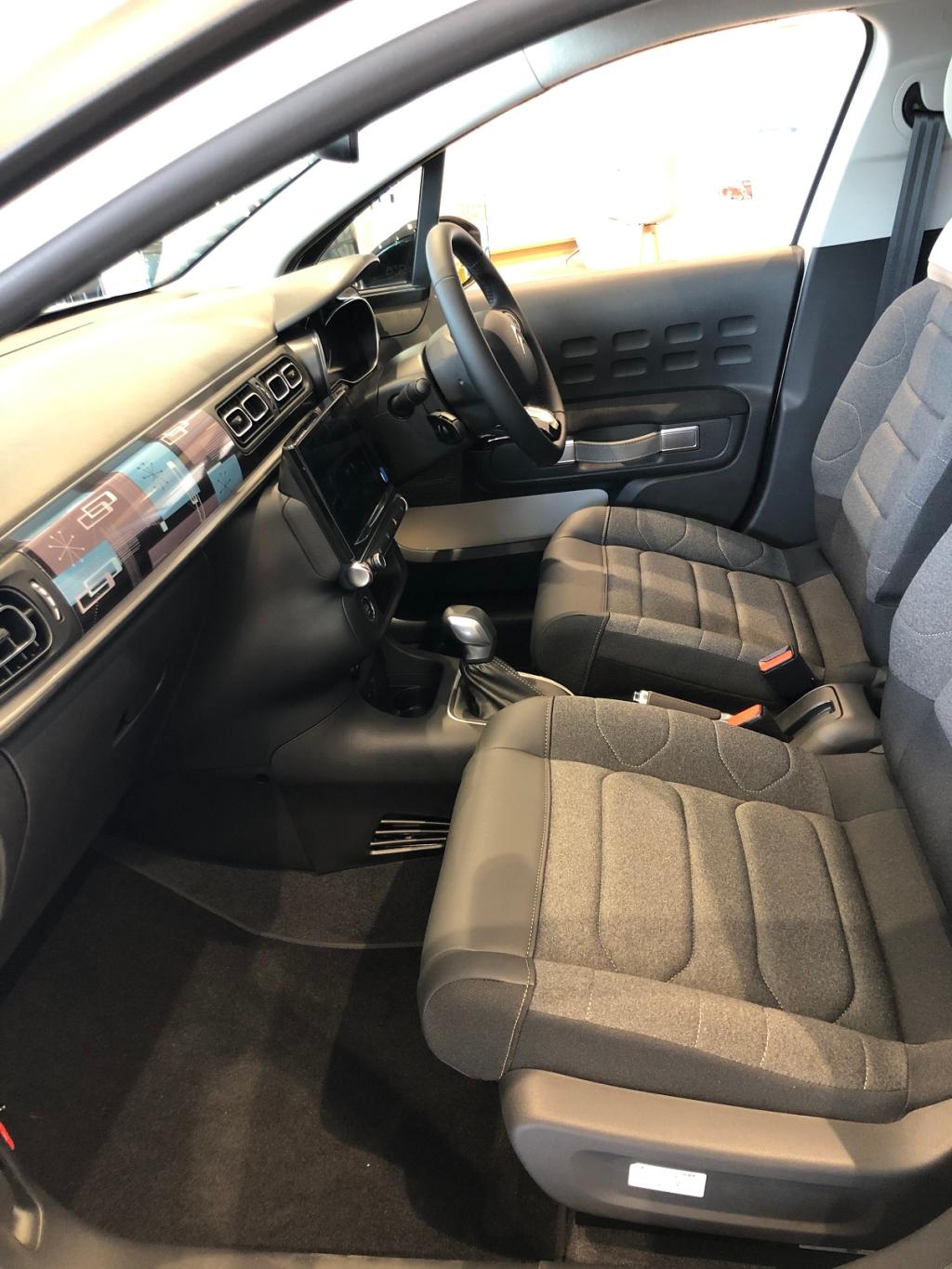 CITROEN C3 MODERN SALON(インテリア編)