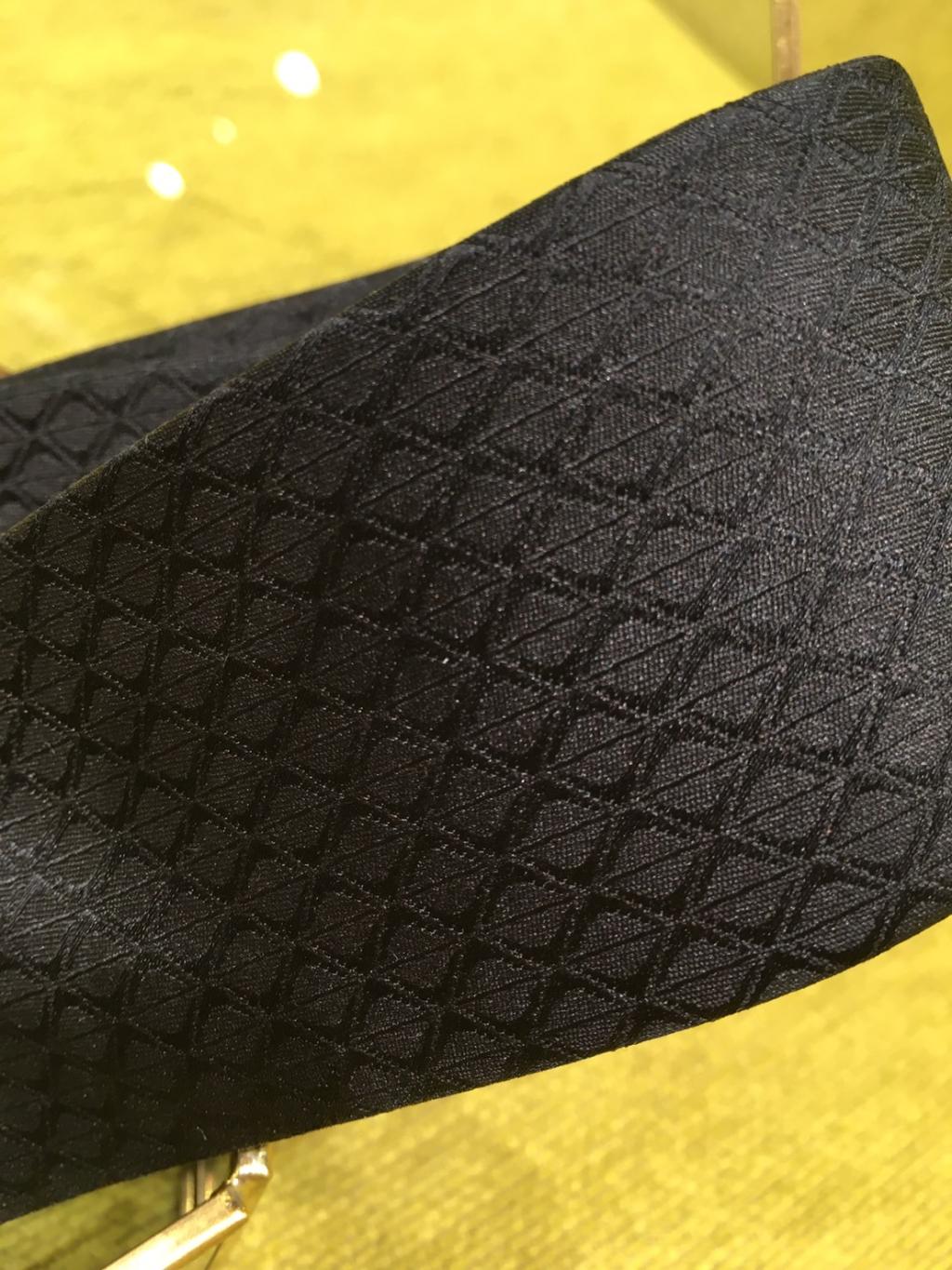 スーツにはこれ！