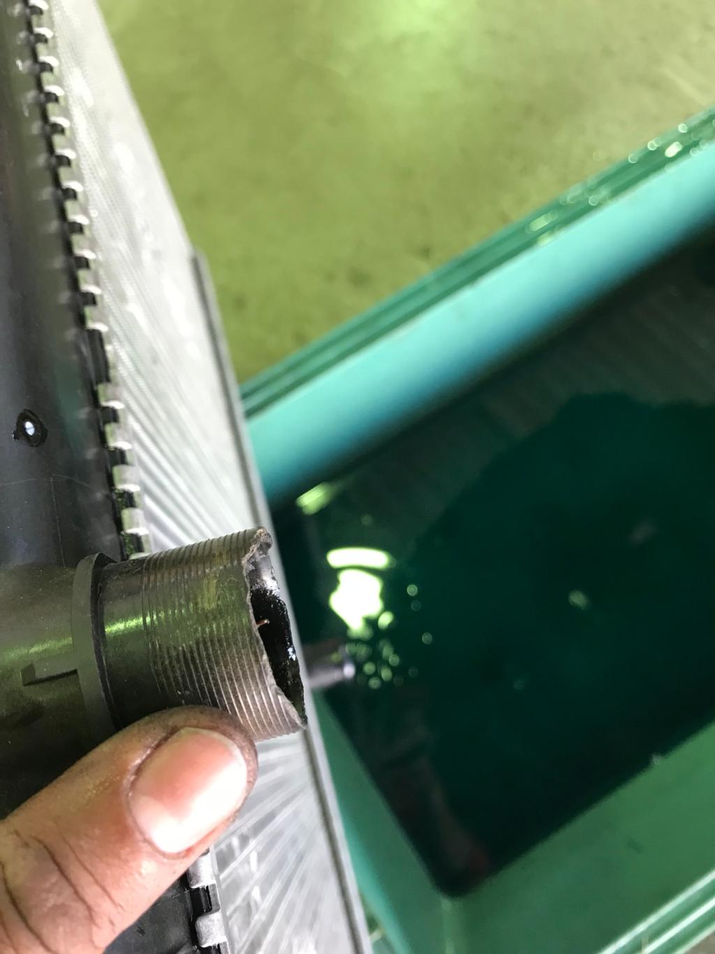 クーラントラジエーター交換