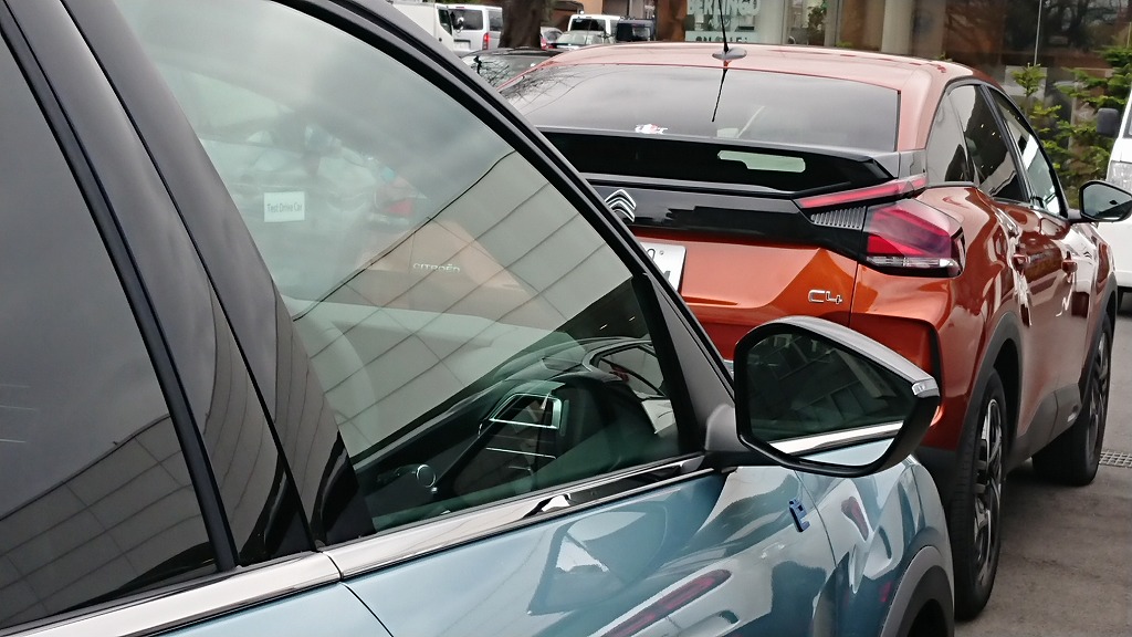 エクステリアデザイン　色について