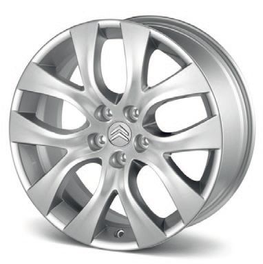 エクステリア　（ホイールの難しさ）