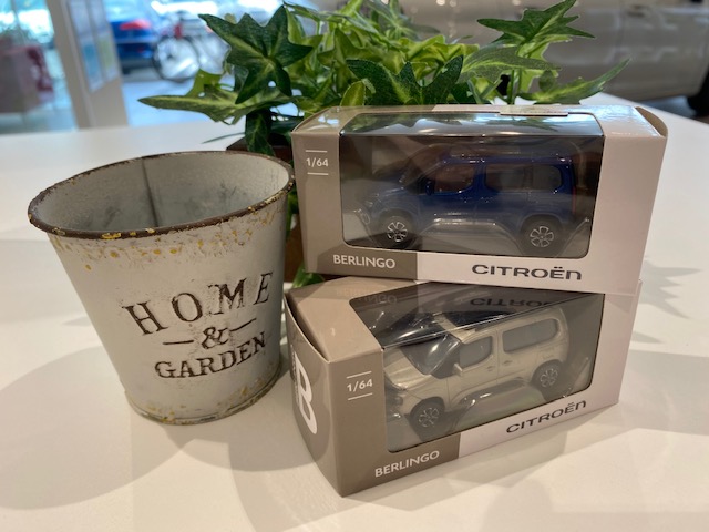 ベルランゴミニカー 再入荷