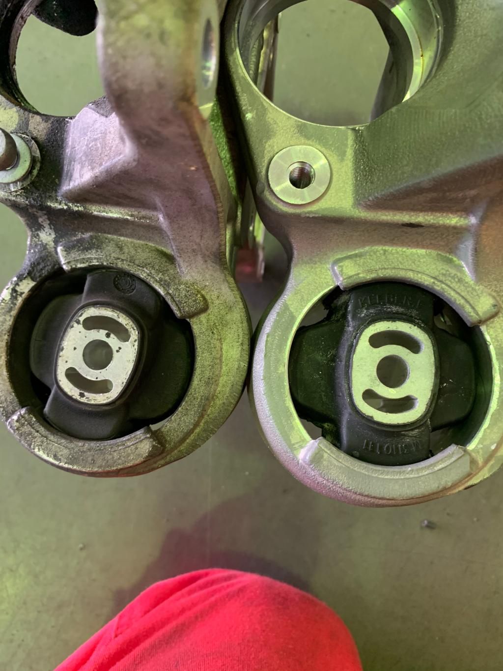 エンジン、ミッションマウント