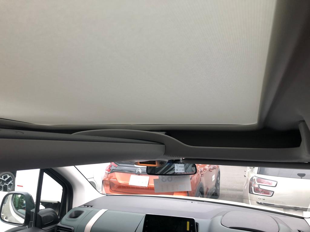 ベルランゴの収納力（インテリア）