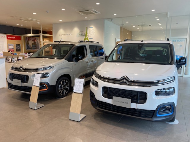 現在の展示車のご案内