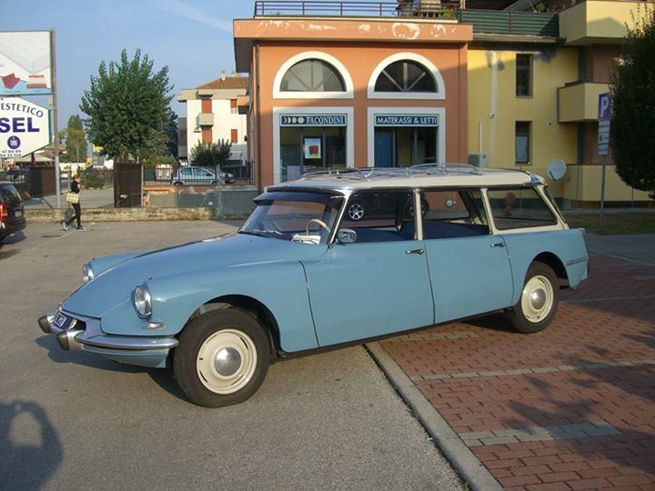 エクステリア（Citroën伝説の車！）