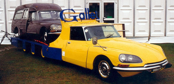 エクステリア（Citroën伝説の車！）