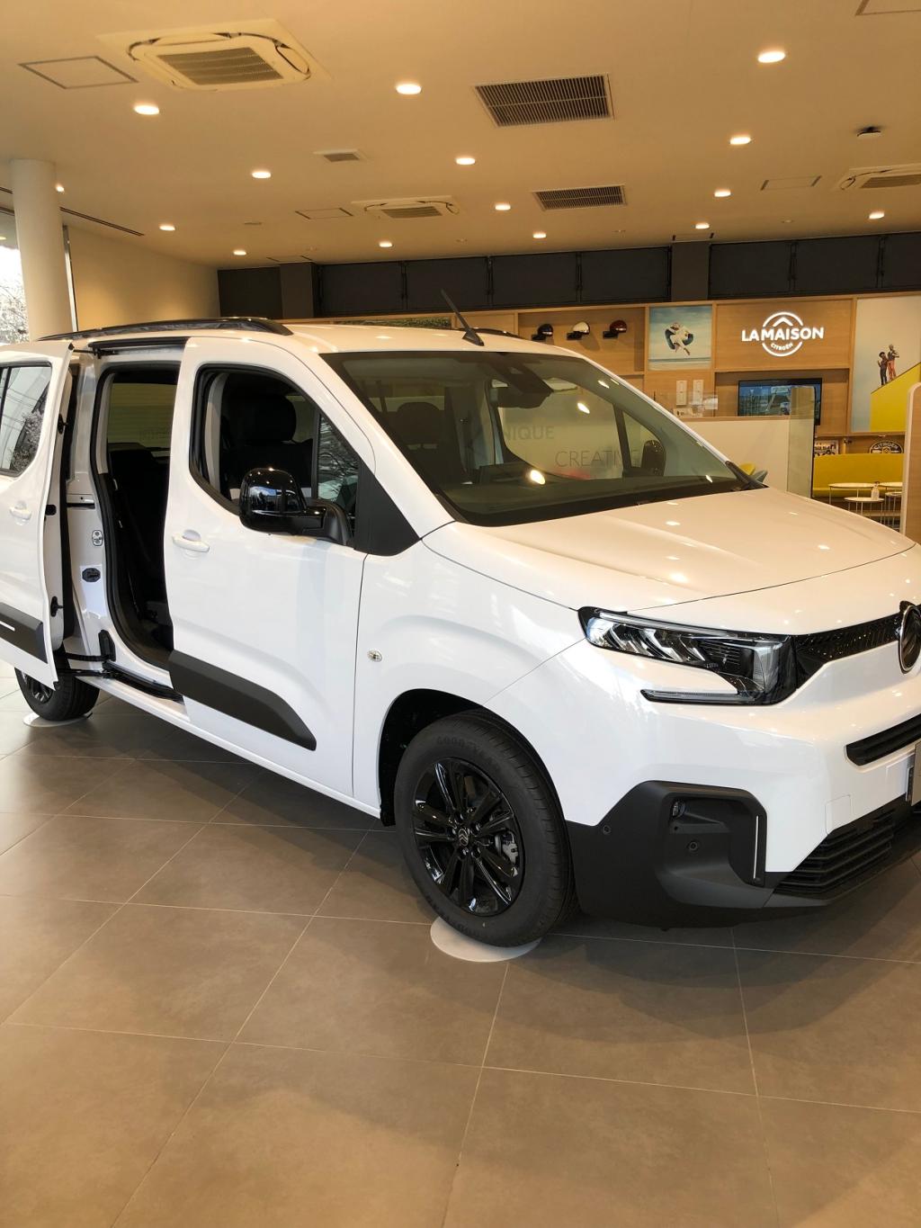 現在の展示車のご紹介