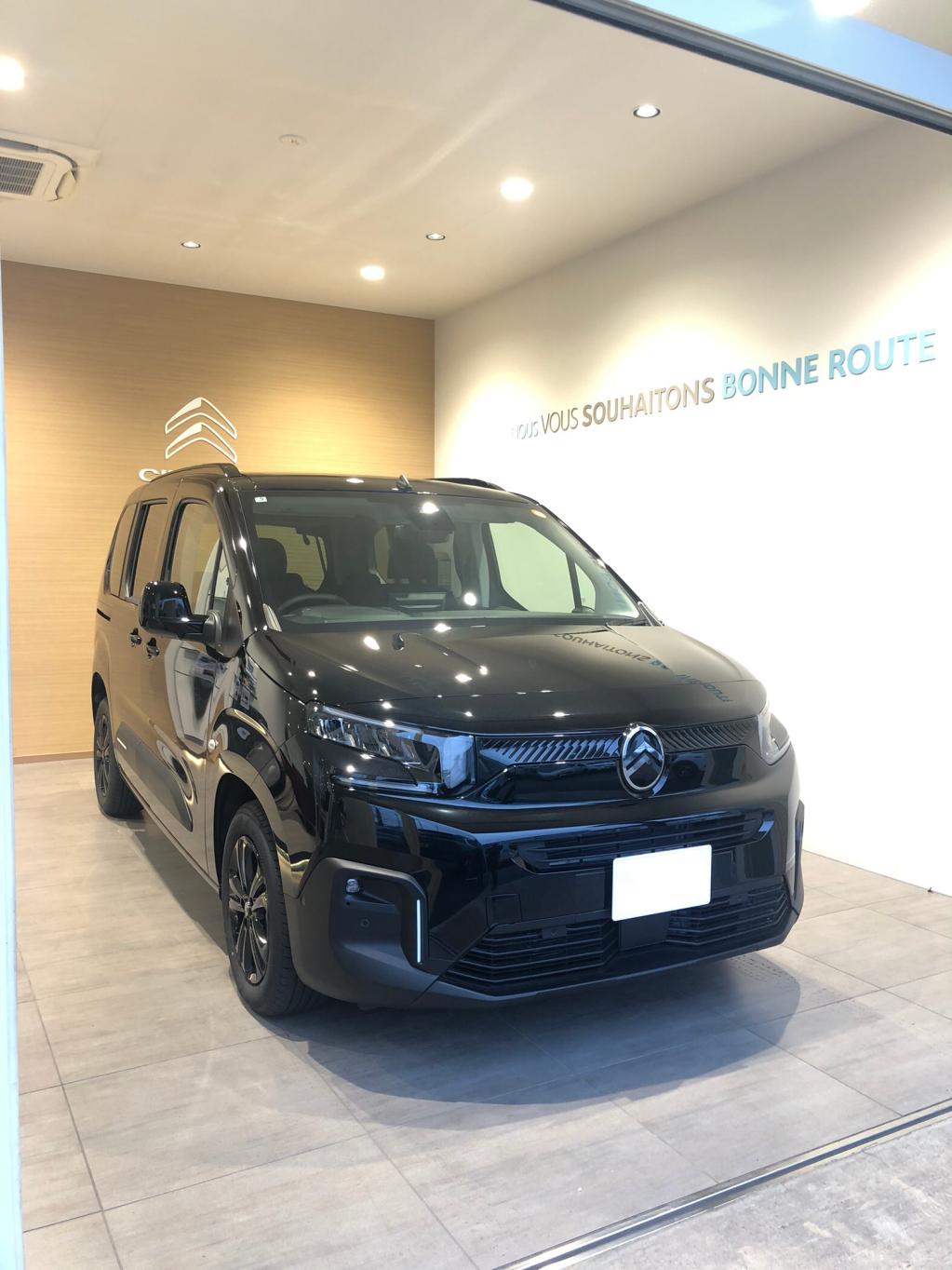 ベルランゴ（Black Edition）ご納車