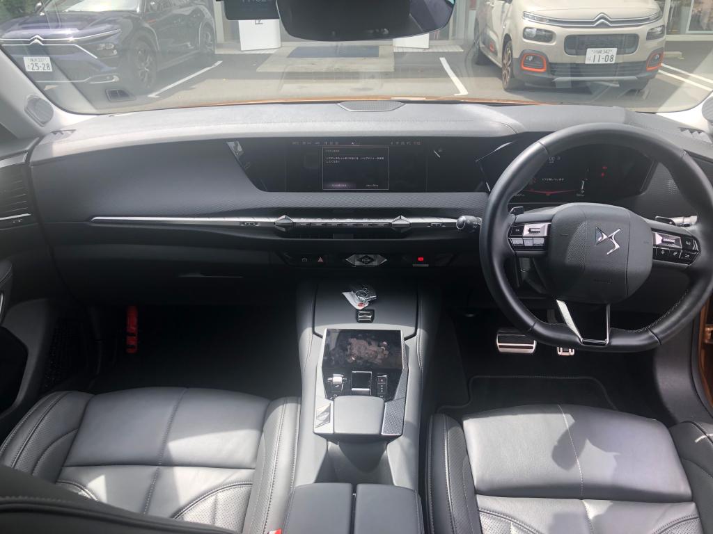 DS4　認定中古車のご案内　（エクステリア）