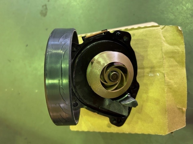 ウォーターポンプおよびポンププーリー