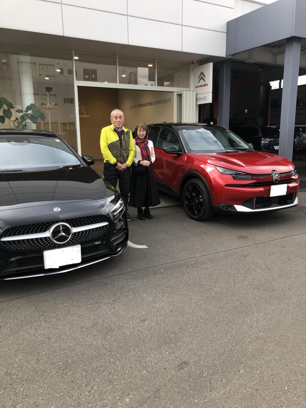 新型Ｃ４ Ｈｙｂｒｉｄ　ＥｄｉｔｉｏｎＬｕｍｉｅｒｅ　ご納車式(Ｍ様おめでとうございます）