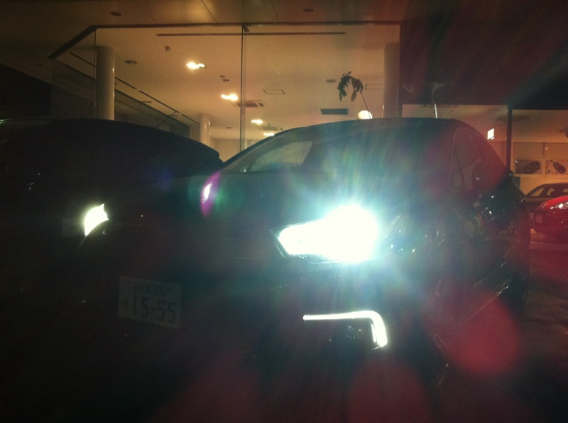 なんでやねん。