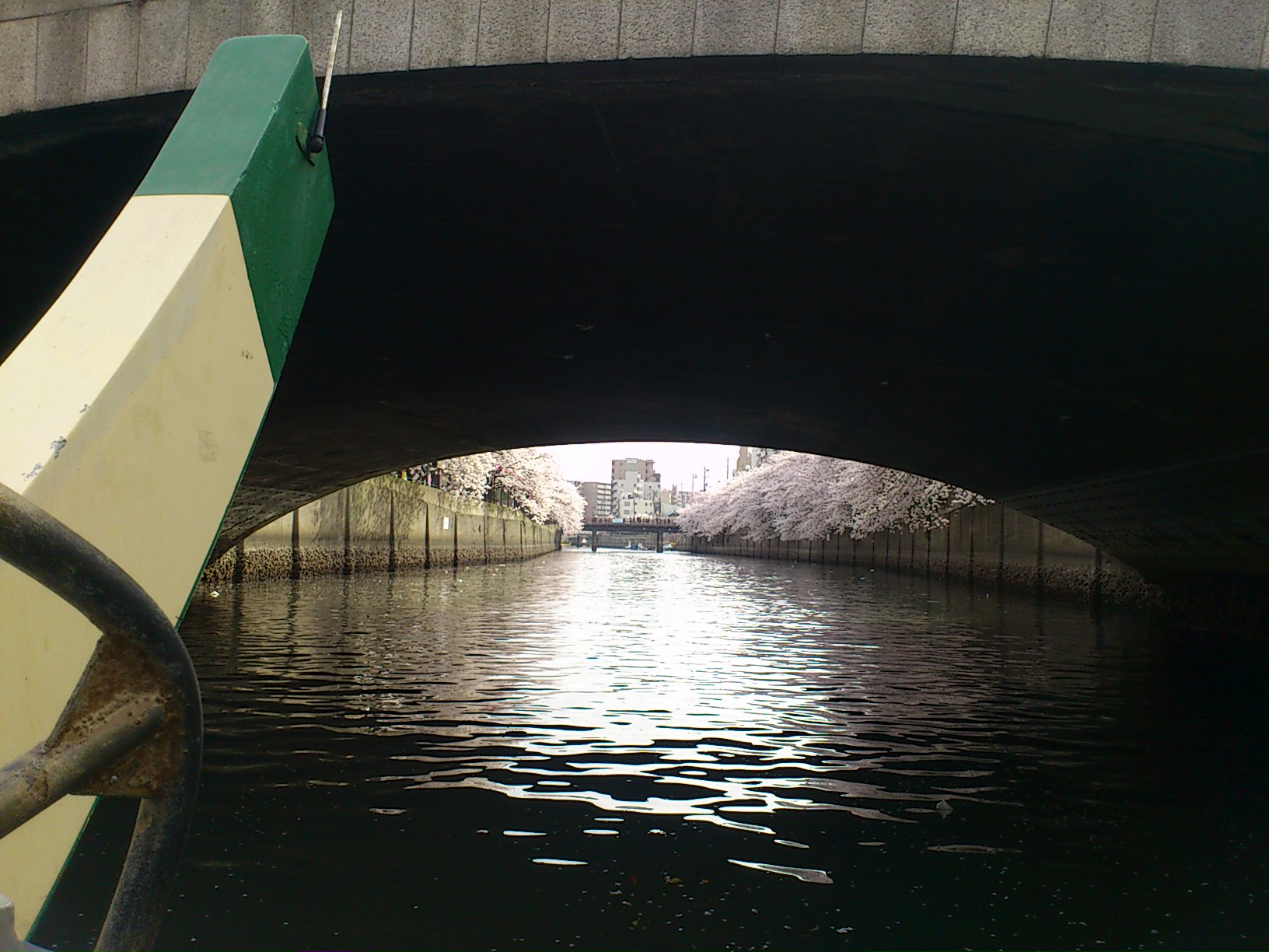 はあるのおぉ（おか）がわはさらさらいくよ？