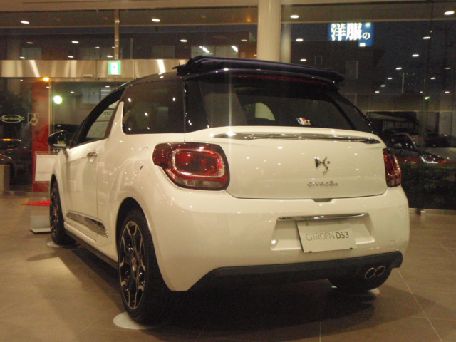 展示車入れ替えました。