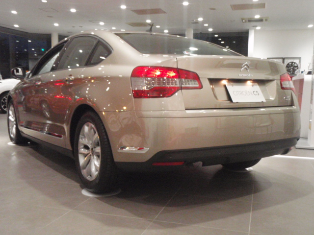 展示車入れ替えました。