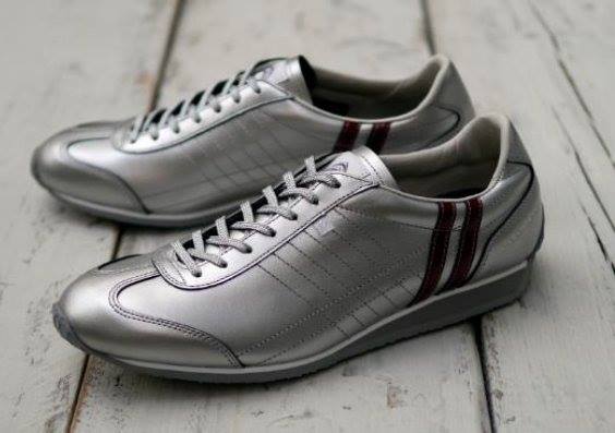 東京モーターショーモデルスニーカー！！