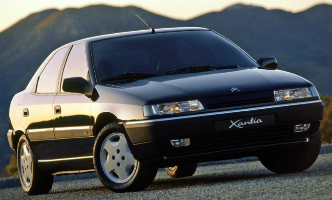 ほぉ　エグザンティアでゴザイマスね・・・